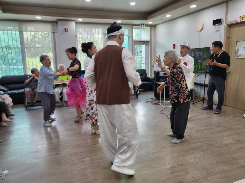 c3988e3a62efb3ff5cf36a0385044f36_1759987